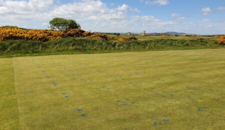 An ICL trial at St Andrews Links demonstrated that tank-mixing Vitalnova SMX with an H2Pro TriSmart programme significantly enhanced golf green turf quality and rootzone health